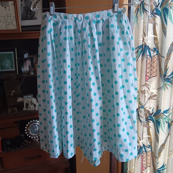 26" Vintage 1970's Womens Skirt BLUE POLKA DOT CREPE NYLON ROCKABILLY HANDMADE - Picture 1 of 7